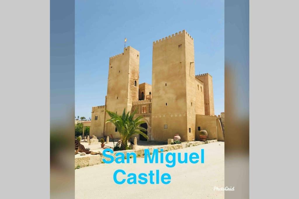 Lovely Apartment In Cabo Roig Near Beach Orihuela Kültér fotó
